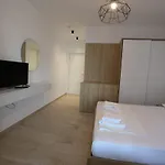 호텔 Alvi Sarandë
