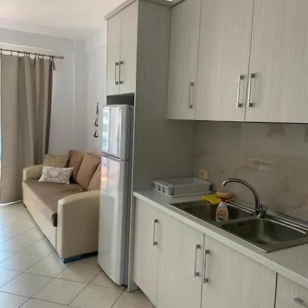 Alvi Hotel