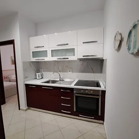 Alvi Hotel Sarandë