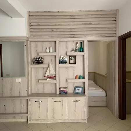 Alvi Hotel