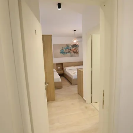 Hotel Alvi Sarandë