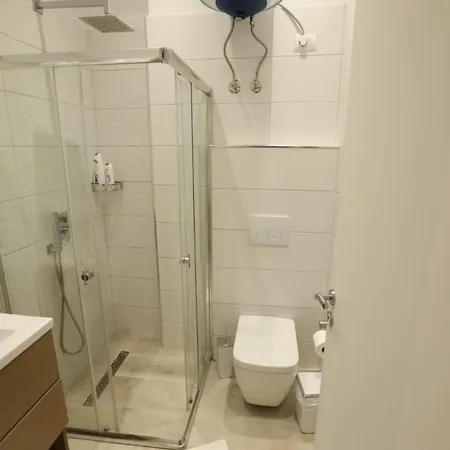 Alvi Hotel