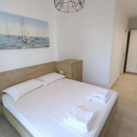 Alvi Hotel