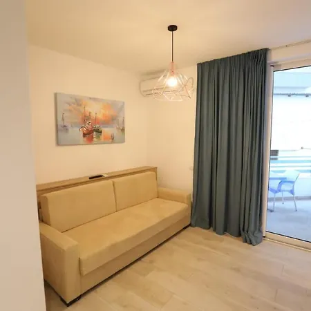 Alvi Sarande