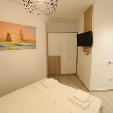 Alvi Hotel Sarande